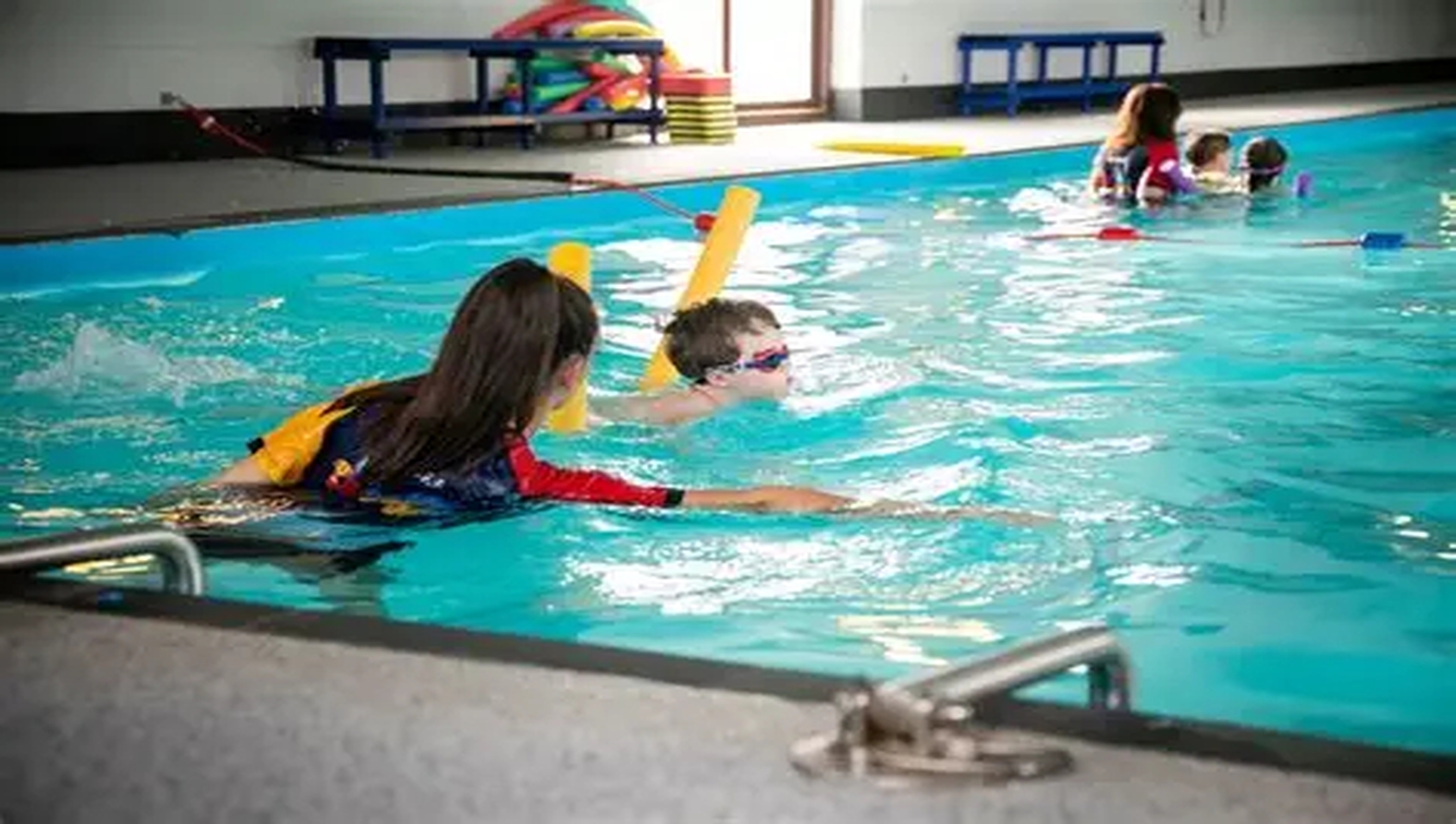 Enseignement des leçons de natation