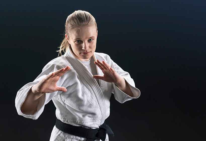  Femme ceinture noire de judo