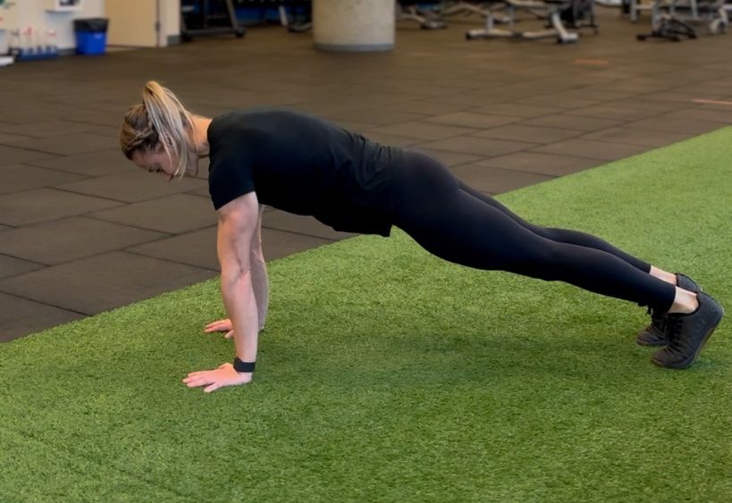 Moniteur de conditionnement physique faisant de l'exercice