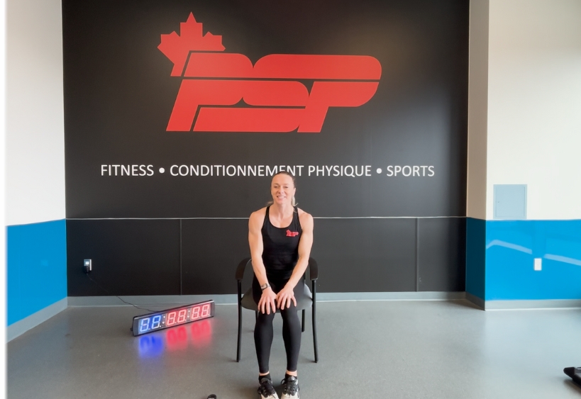 Moniteur de conditionnement physique faisant de l'exercice