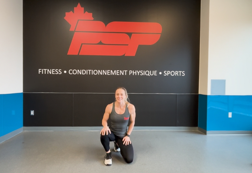 Moniteur de conditionnement physique faisant de l'exercice