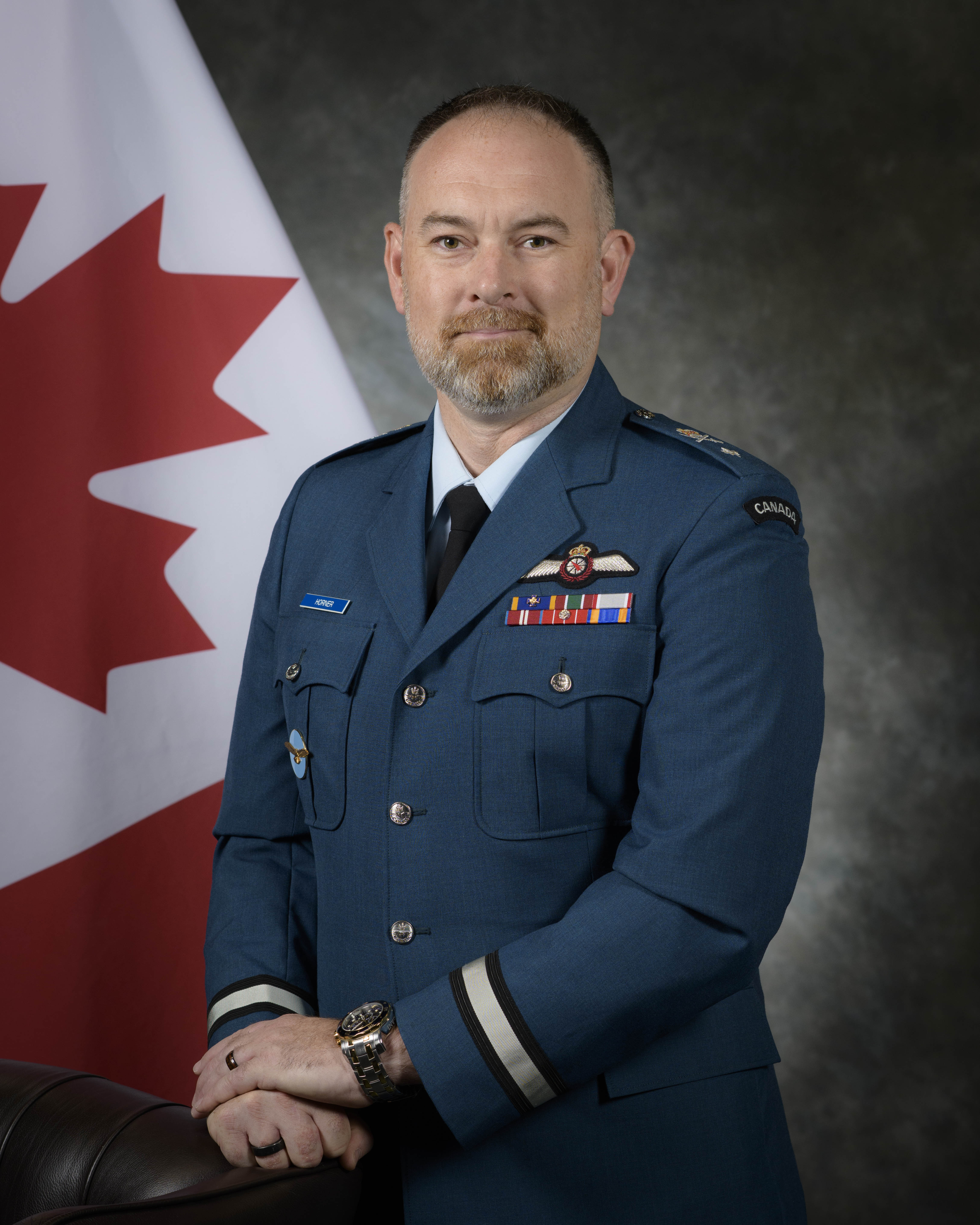 Brigadier-général Christopher J. Horner, OMM, CD